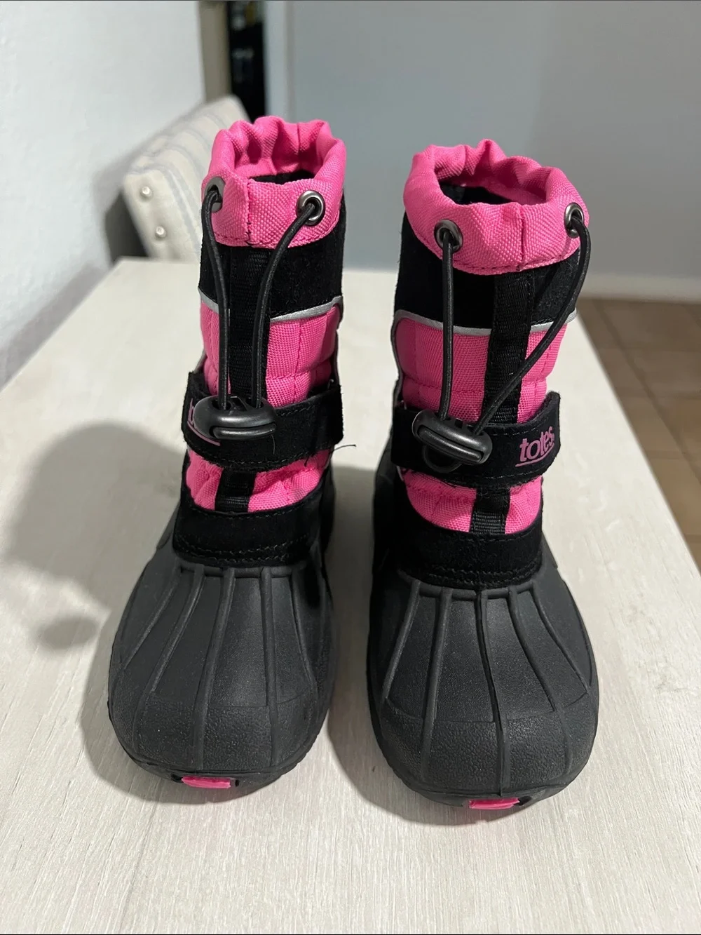 totes Kids Pink and Black Waterproof Snow Boots Toddler 8 medium